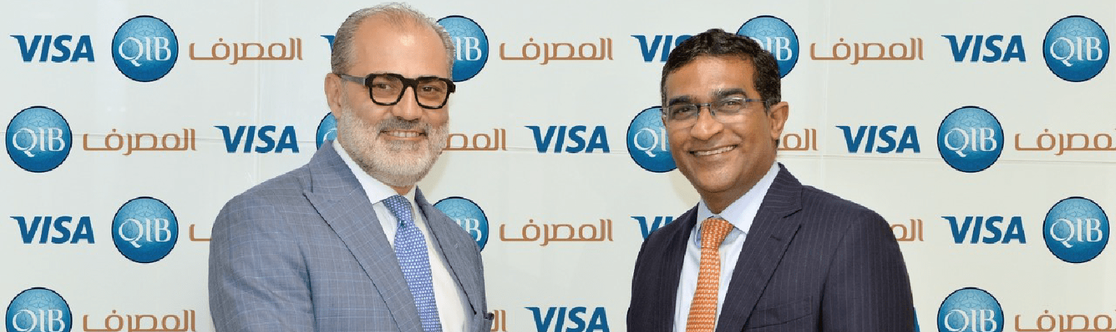 ميزات وعروض بطاقات ترويج لبانر المنزل.