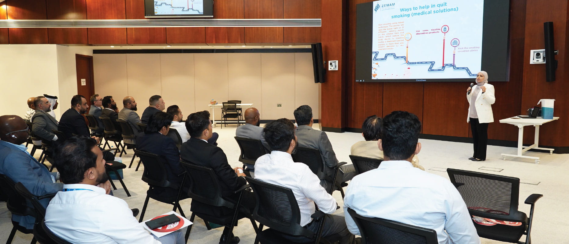 QIB employees during the Smoking Risks Awareness Day held for World No Tobacco Day